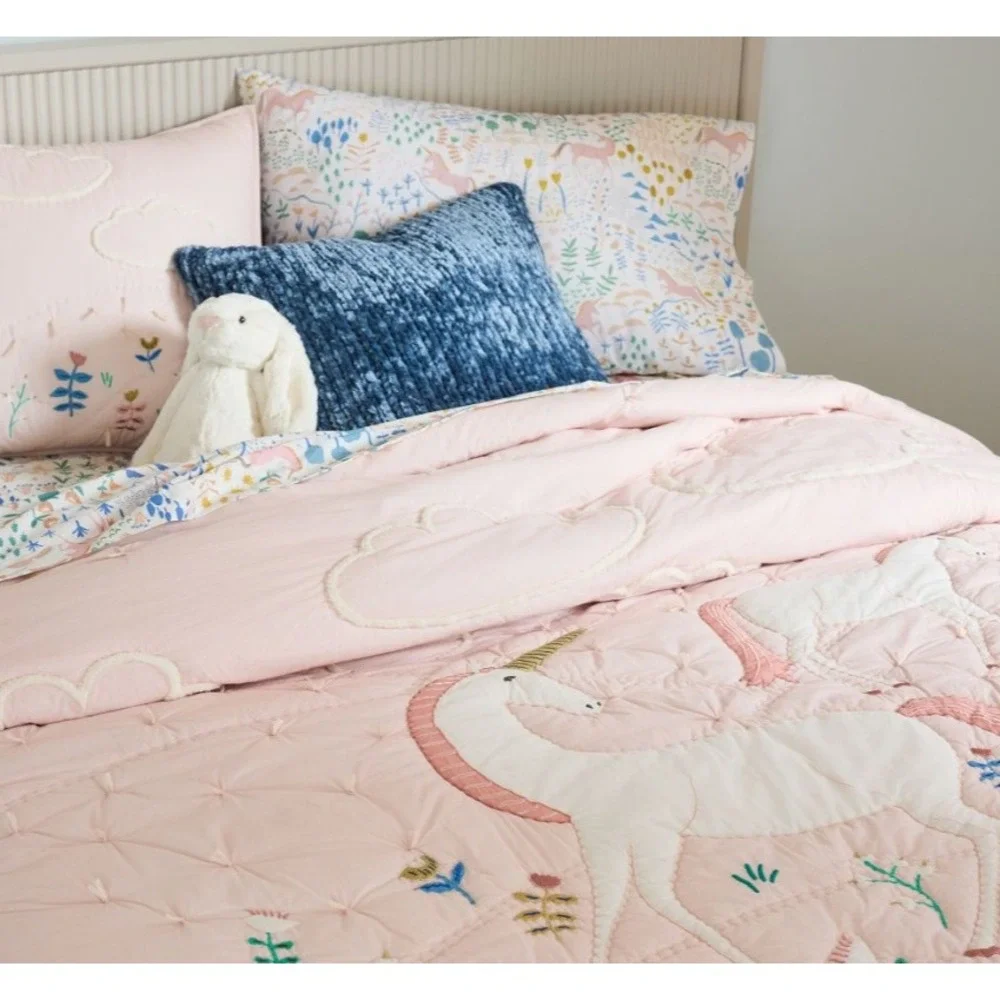 West Elm Kids Unicorn Quilt Pink Embroidered Cotton Twin Bedding Comforter 88x68